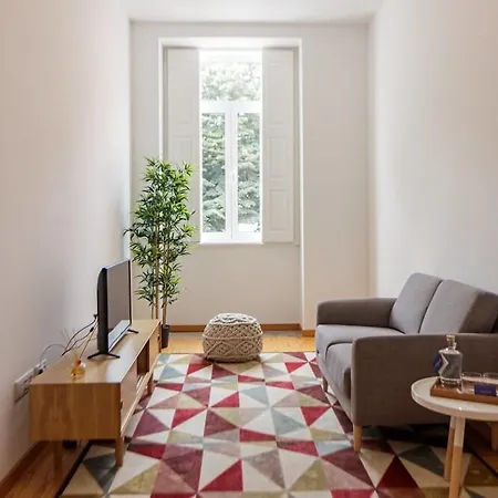 Youropo - Cosy Apartment